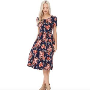 Love Me Beautifully Black Floral Print Short Sleeve Dress M